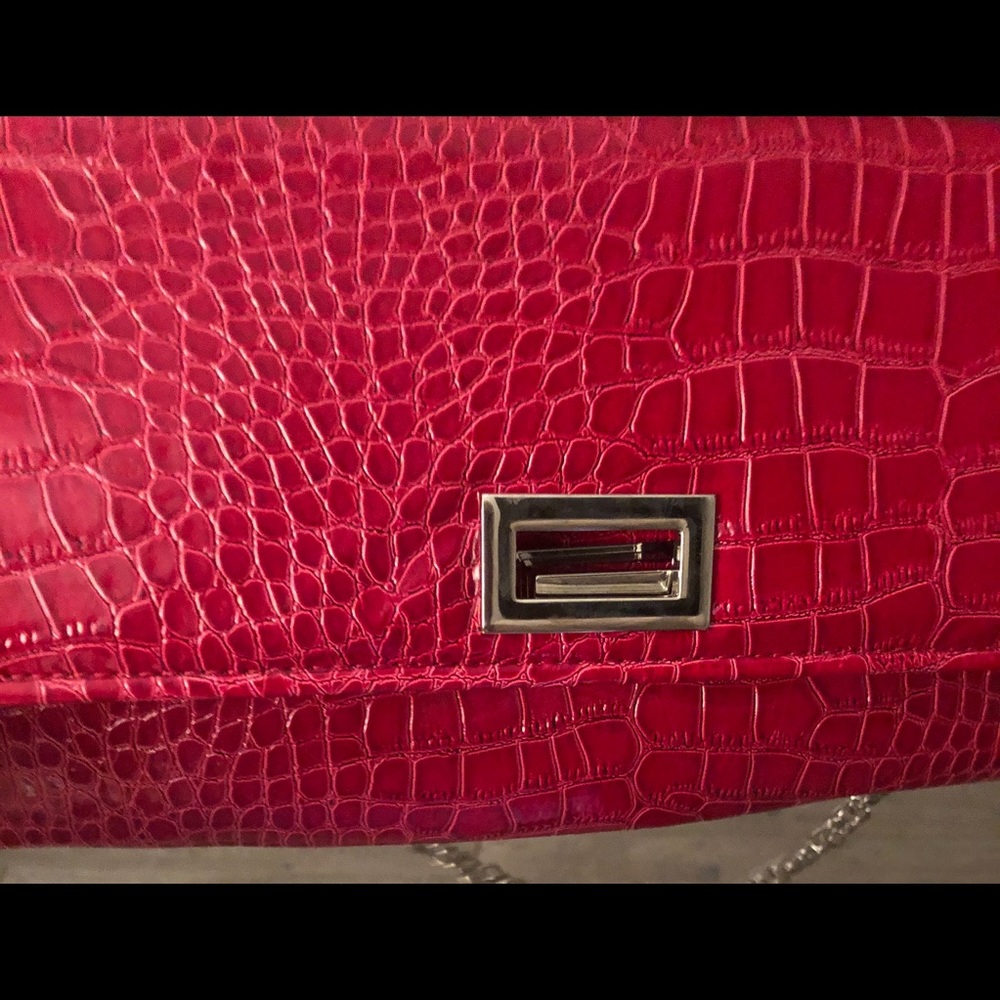 COPY - Red White House Black Market